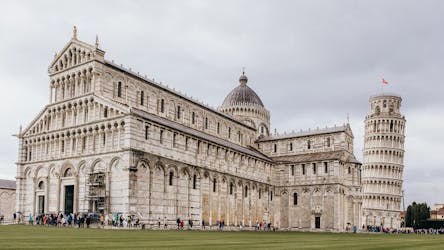 Tour of Pisa from Florence